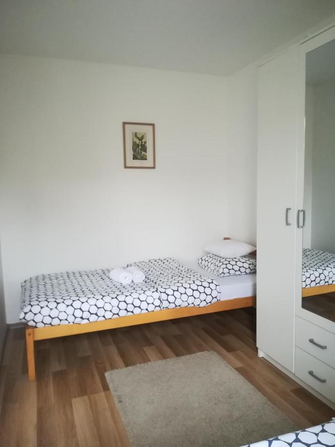 Meridian Apartment , 300M To Bus Terminal, Fast Wifi & Airport Transf Zagreb Exterior photo