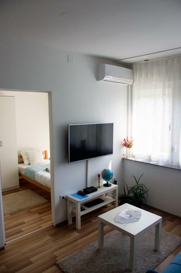 Meridian Apartment , 300M To Bus Terminal, Fast Wifi & Airport Transf Zagreb Exterior photo